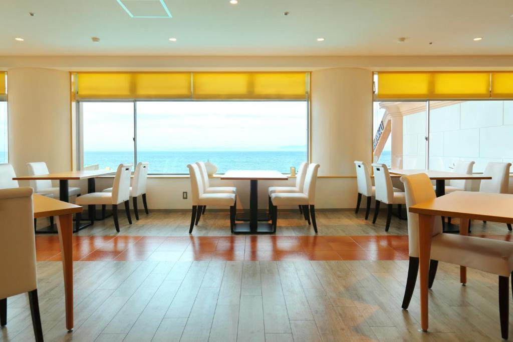 Amakusa Shimoda Jordin Mar Boyokaku Dining Room Sea View