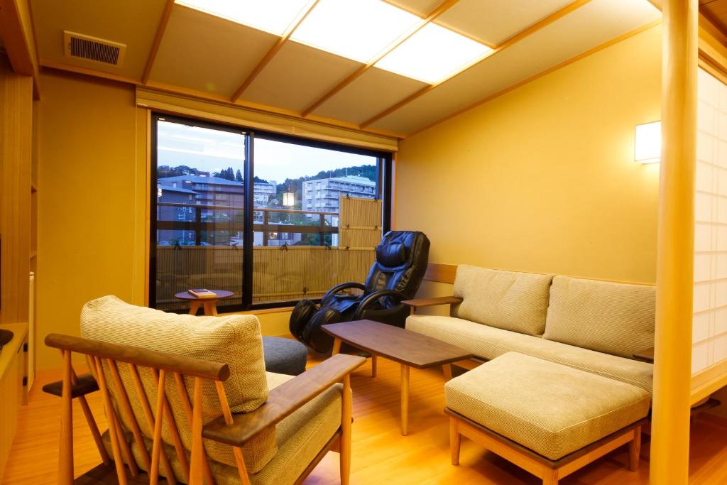 Arima Hot Spring Ryokan Hanamusubi Living Room