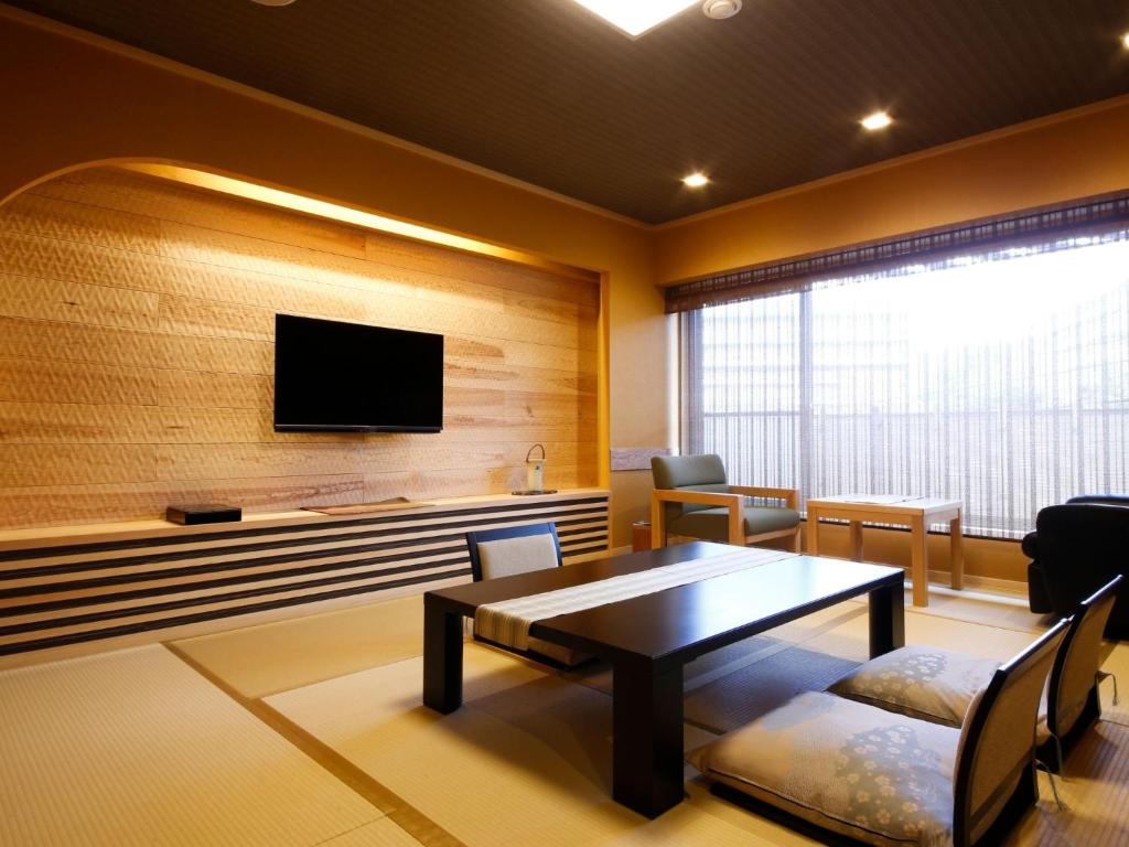 Arima Hot Spring Ryokan Hanamusubi Tatami Room Tv