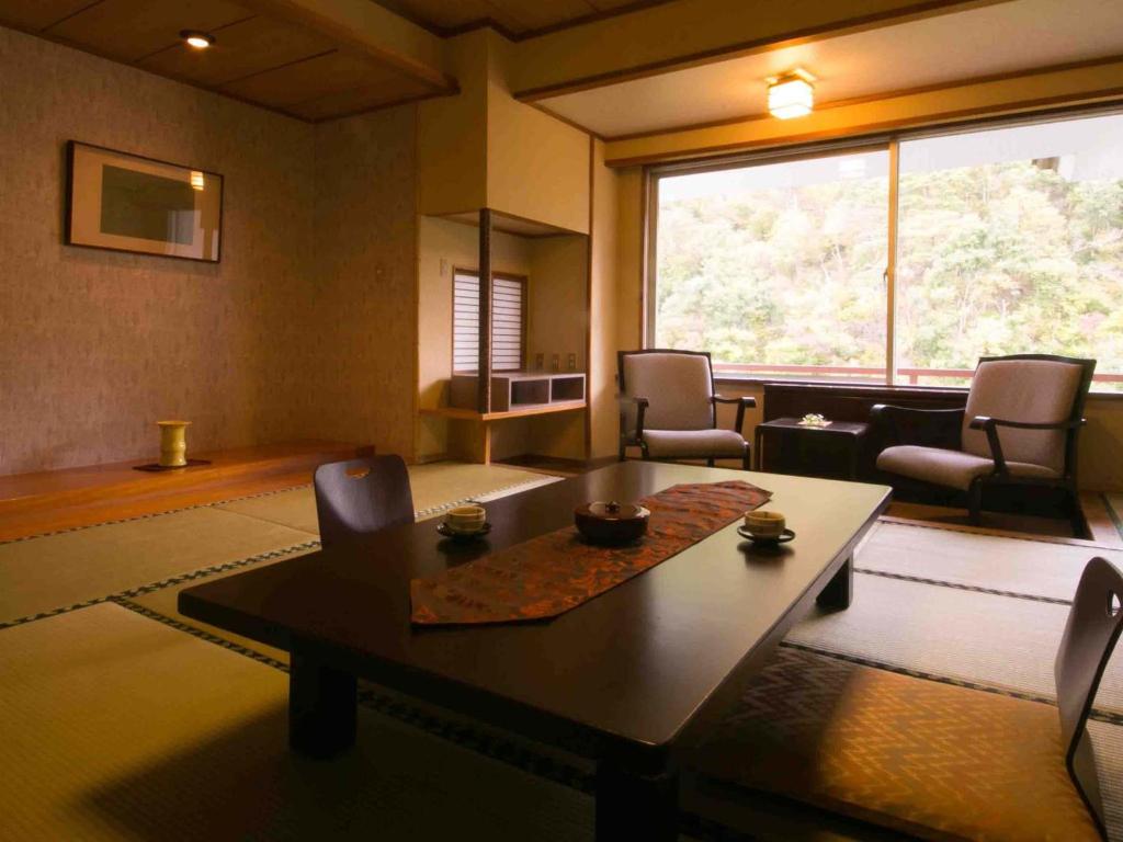 Ashinomaki Onsen Ookawaso Tatami Room