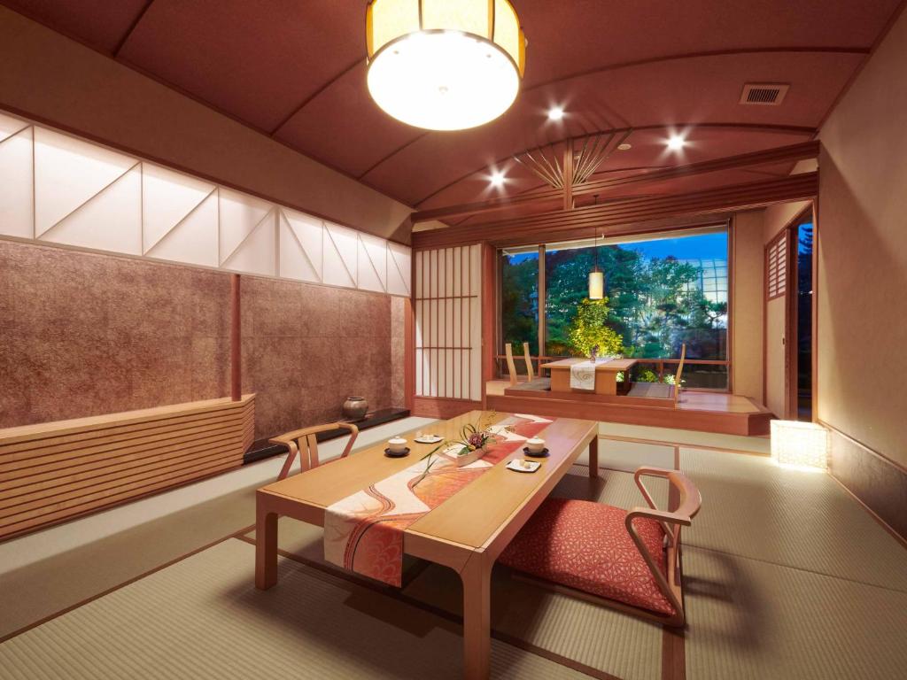 Awara Onsen Mimatsu Tatami Room Tea Setup