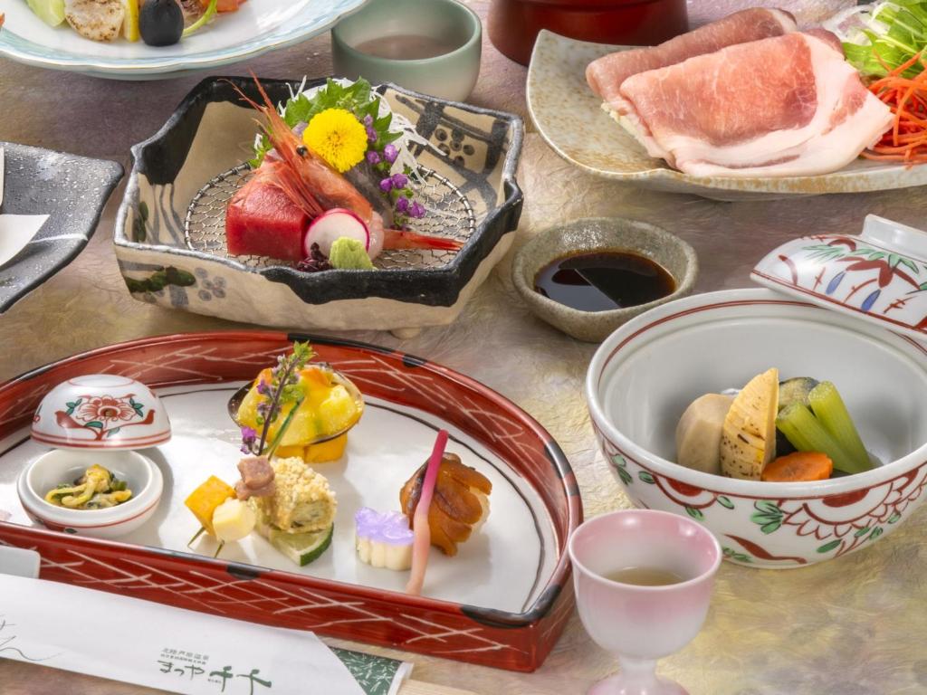 Awaran Onsen Matsuya Sensen Kaiseki Dishes