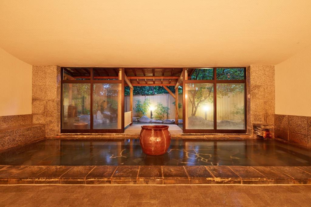 Flower Of Hospitality Nanraku Onsen
