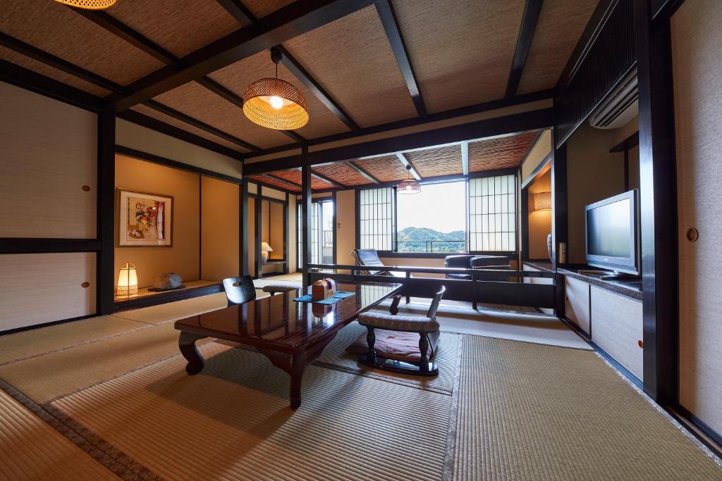 Flower Of Hospitality Nanraku Tatami Room