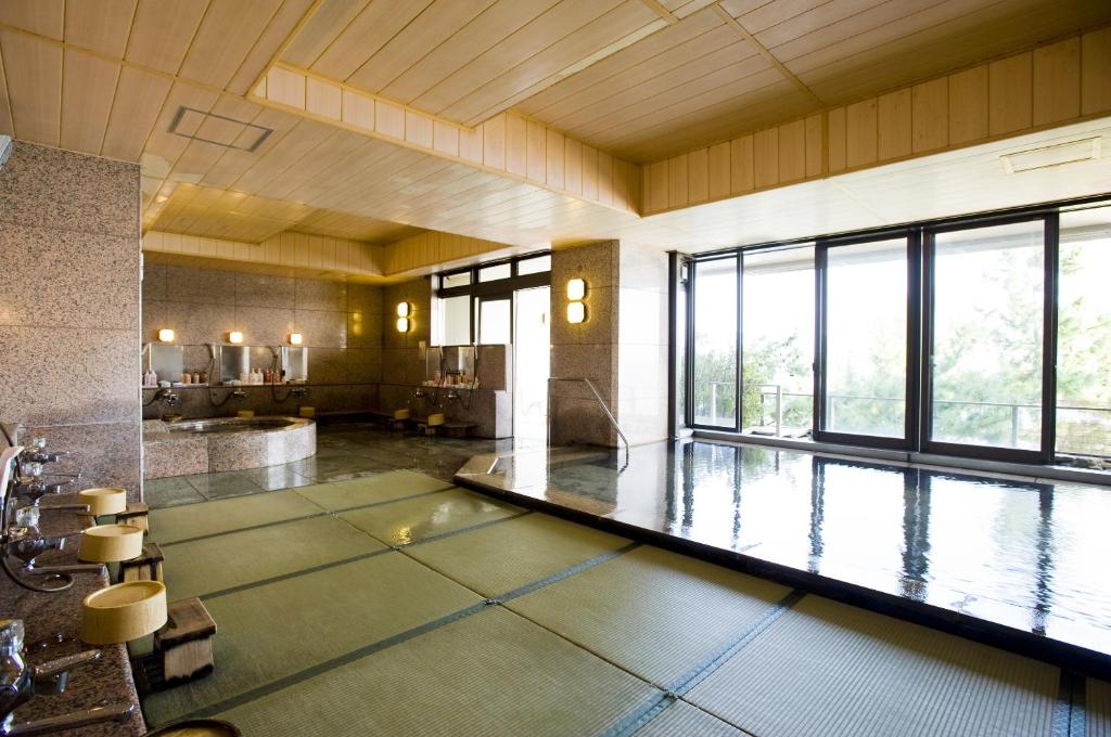 Ginsho Onsen Bathhouse