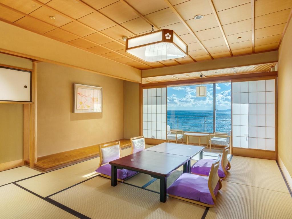 Ginsuiso Inn Inatori Tatami Room Sea View