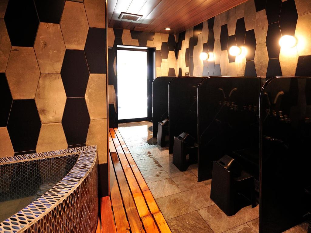 Hakodate Onuma Tsuruga Resort Onsen Bathroom