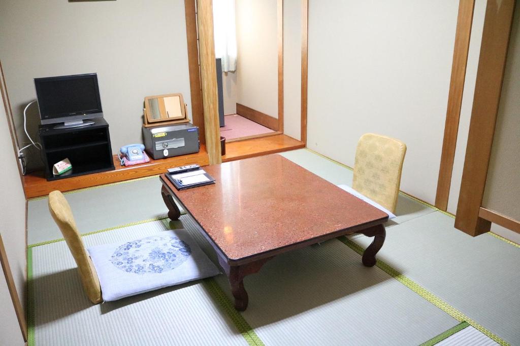 Hakuwaso Traditional Tatami Room