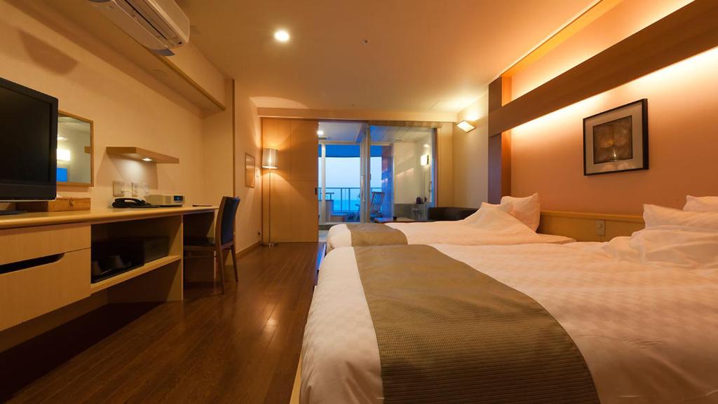Hama No Yu Modern Room