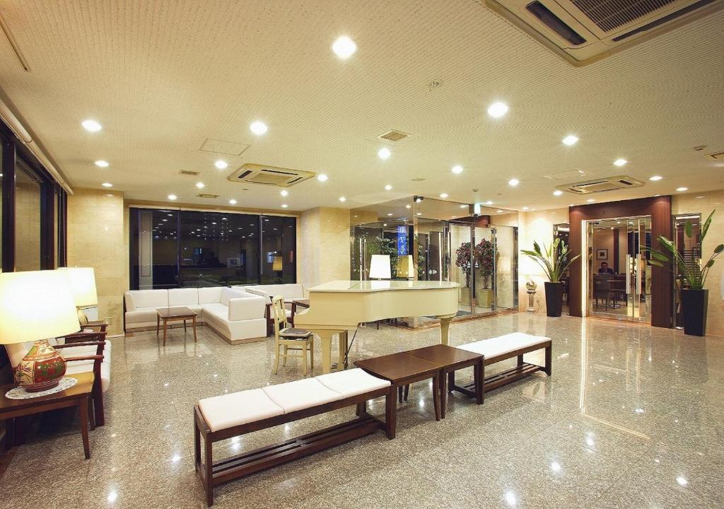 Hamamatsu Hotel Lobby