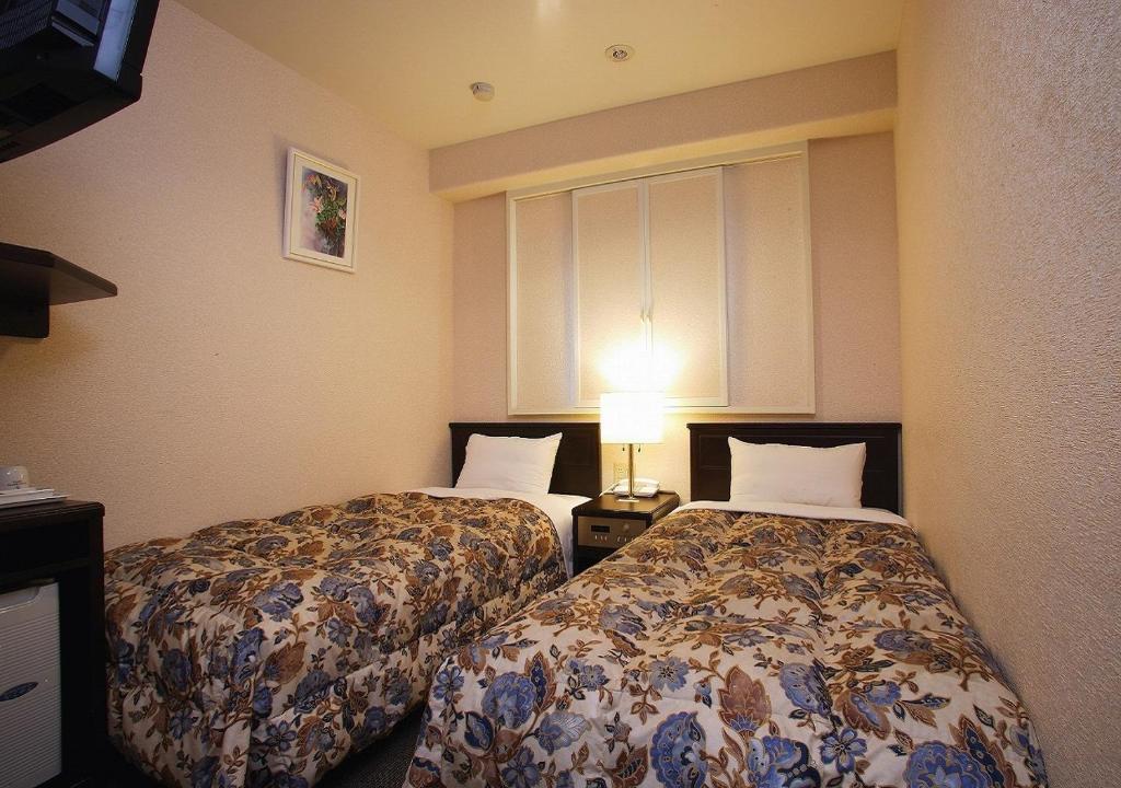 Hamamatsu Hotel Twin Bed Room