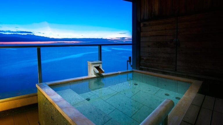 Hamanoyu Outdoor Onsen
