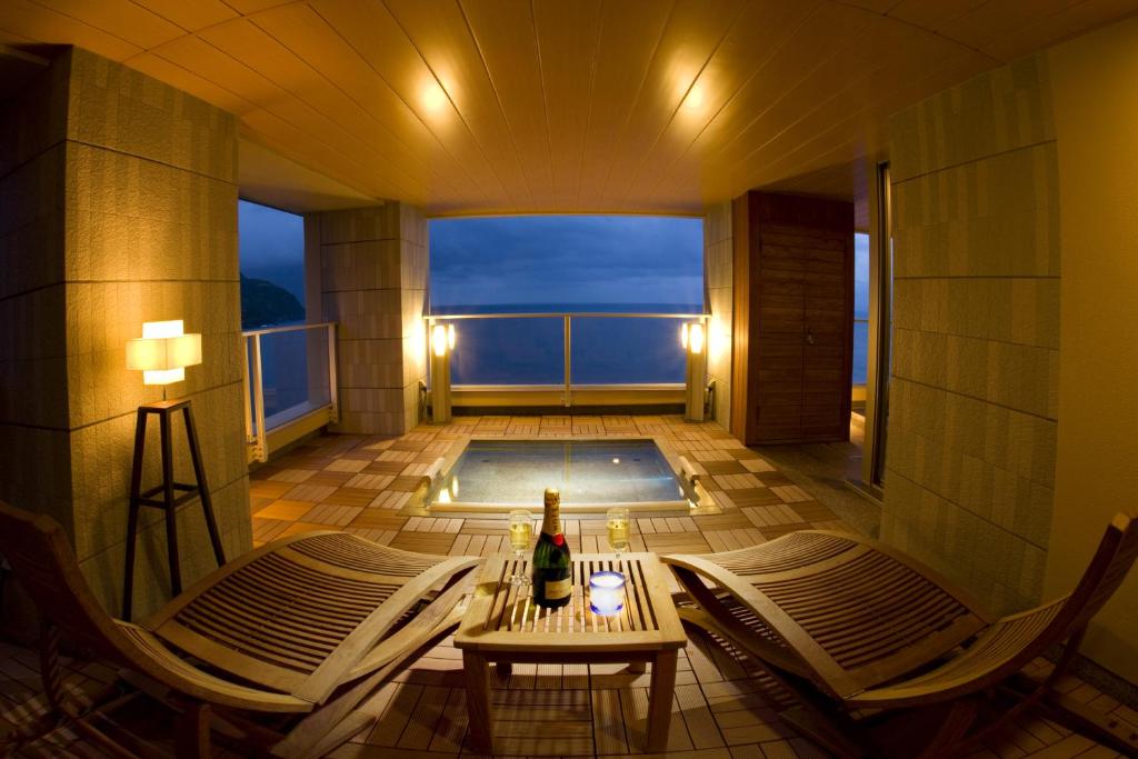 Hamanoyu Private Onsen Balcony
