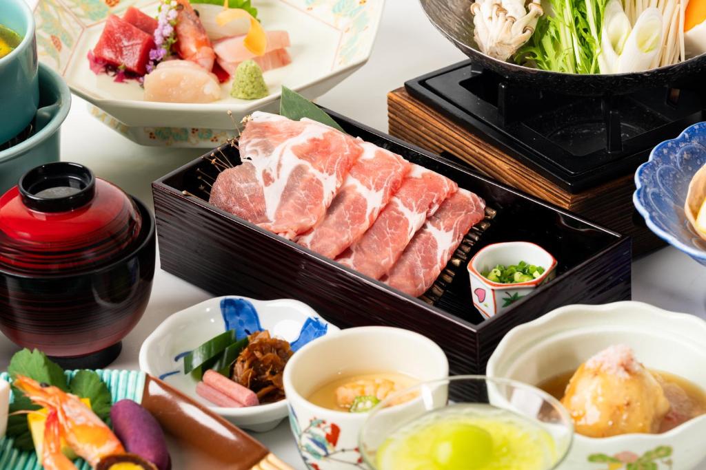 Hanabishi Hotel Kaiseki Meal