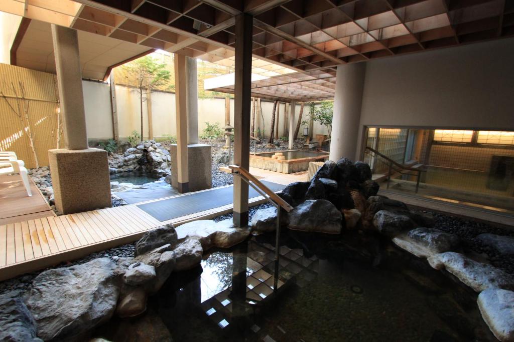 Hanabishi Hotel Onsen