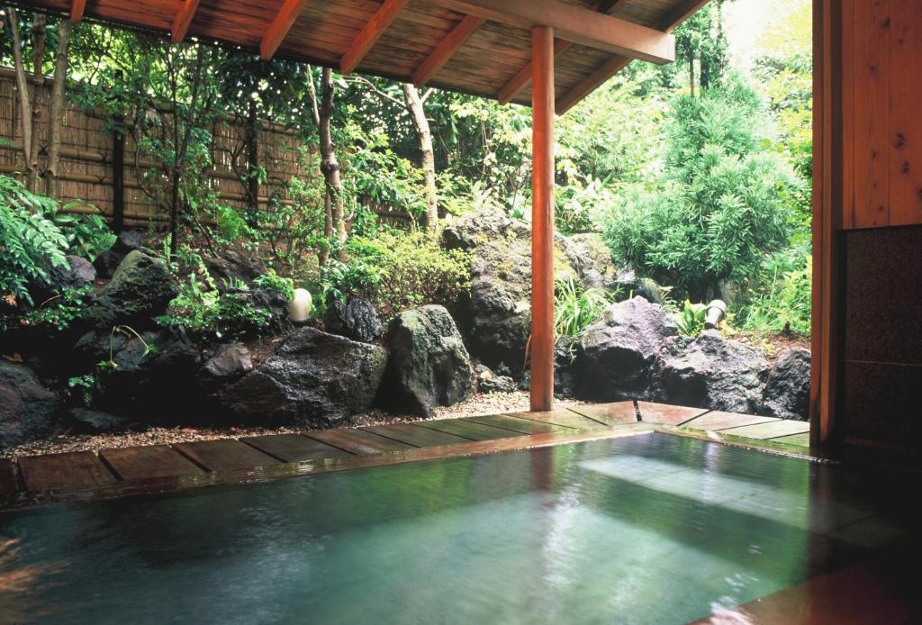 Hanafubuki Open Air Onsen