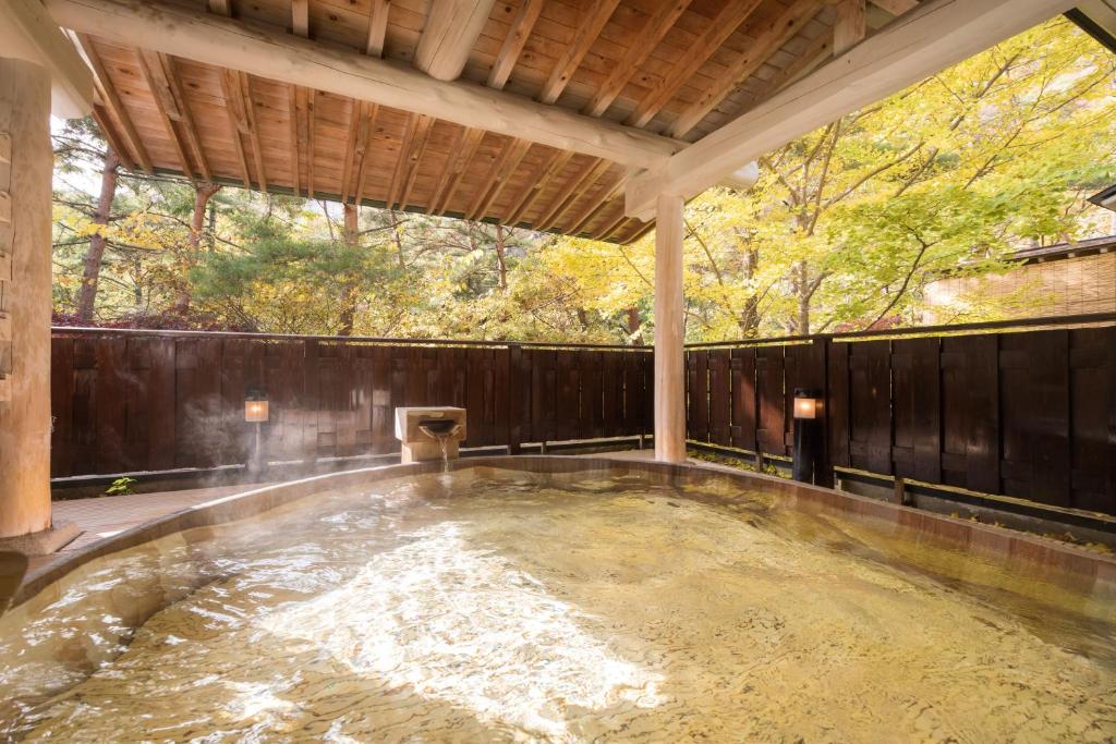 Hanamakionsen Kashoen Outdoor Onsen