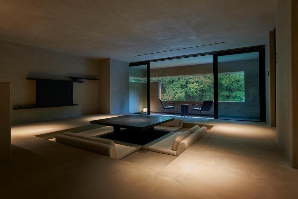 Hanamurasaki Sunken Living Area