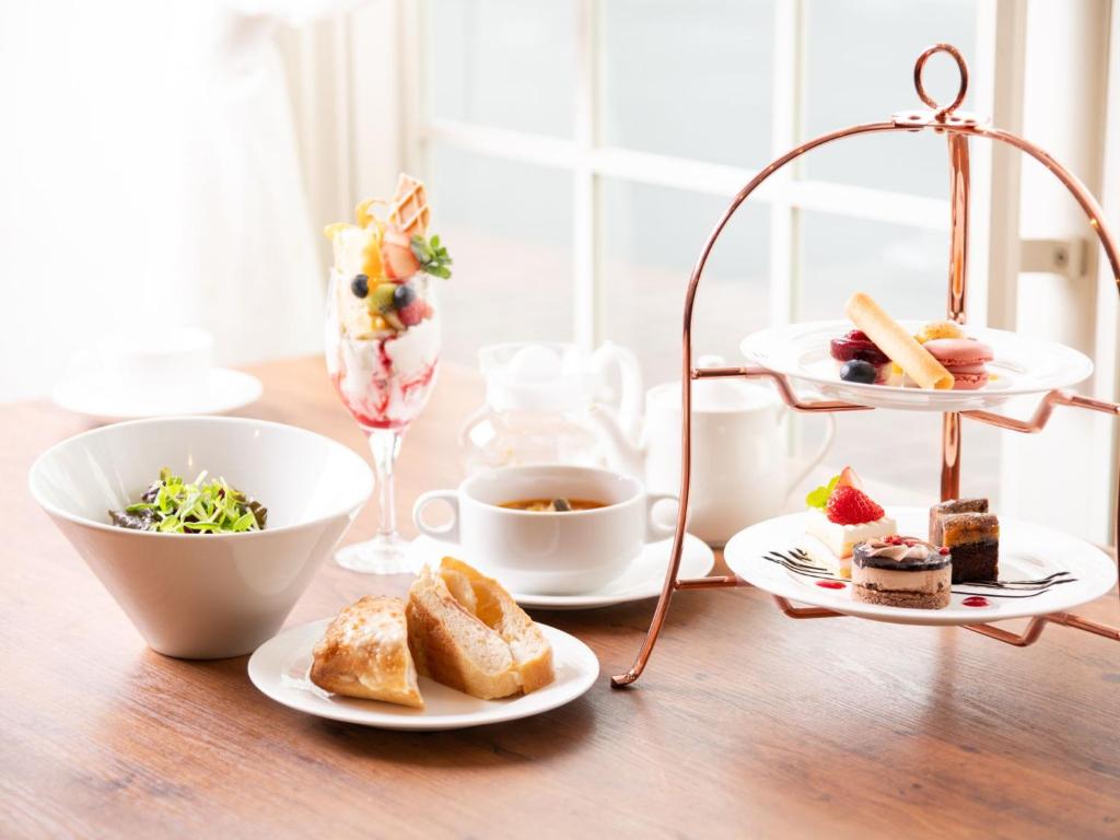 Hashidate Bay Hotel Afternoon Tea Desserts