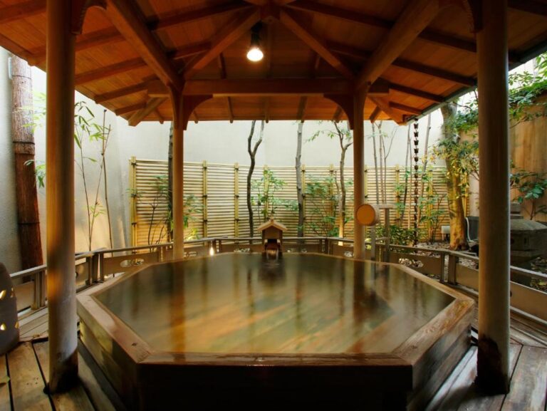 Hatori Indoor Onsen