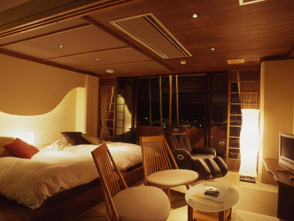 Hatori Ryokan Bedroom Interior