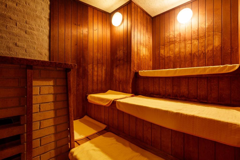 Hatori Wooden Sauna
