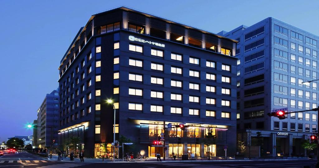 Hatoya Zuihokaku Kyoto Onsen Exterior Night