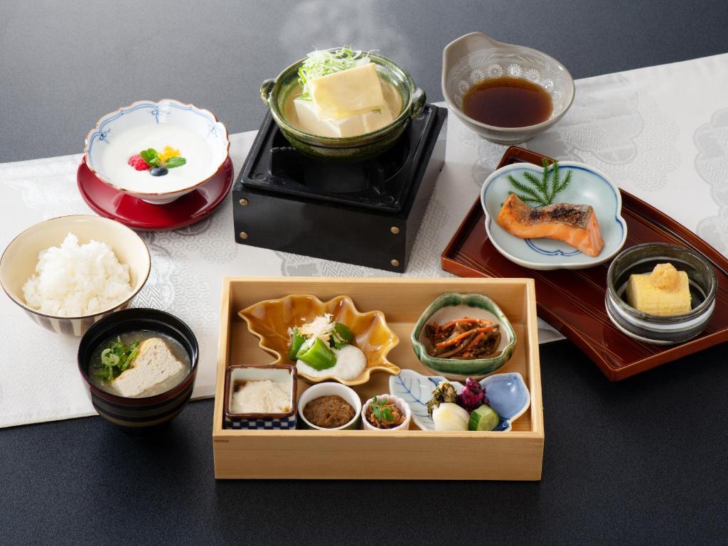 Hatoya Zuihokaku Kyoto Onsen Kaiseki Meal