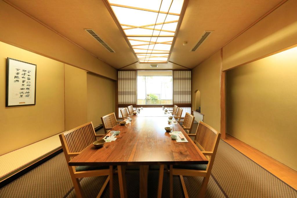 Hayamakan Dining Room