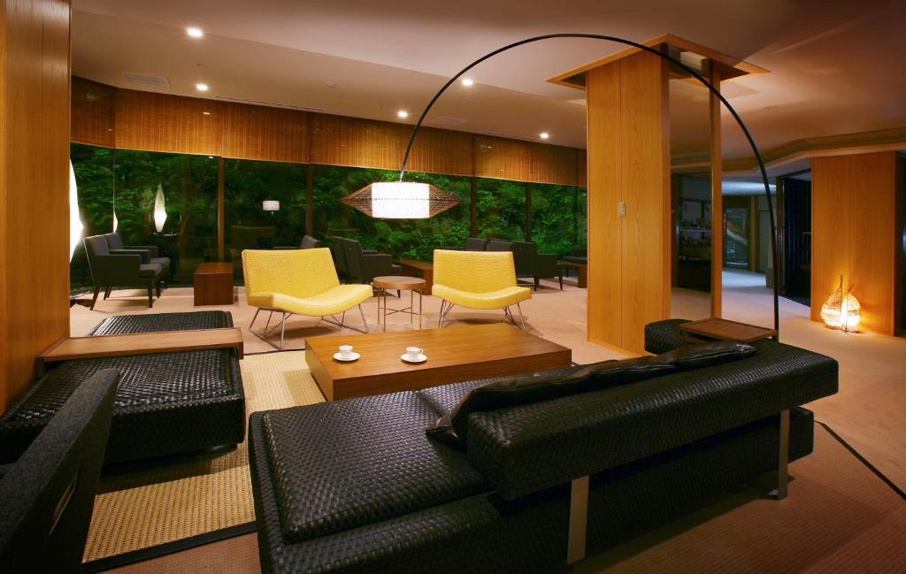 Hayamakan Modern Lounge