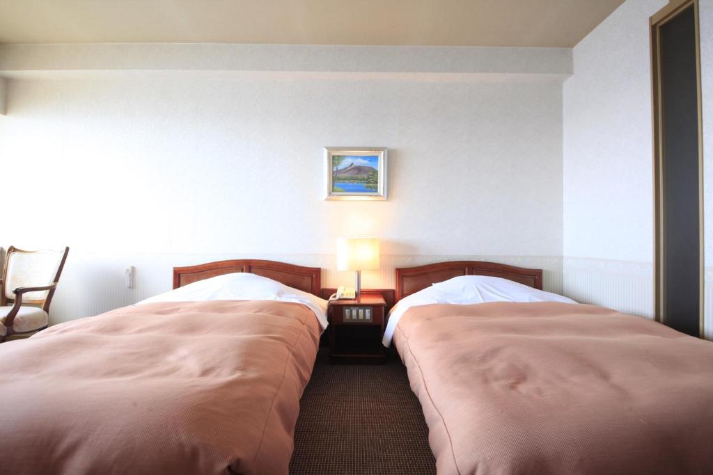 Heiseikan Shiosaitei Twin Bed Room