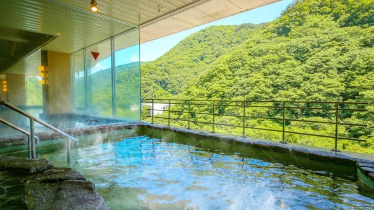 Higashiyama Grand Hotel Onsen View