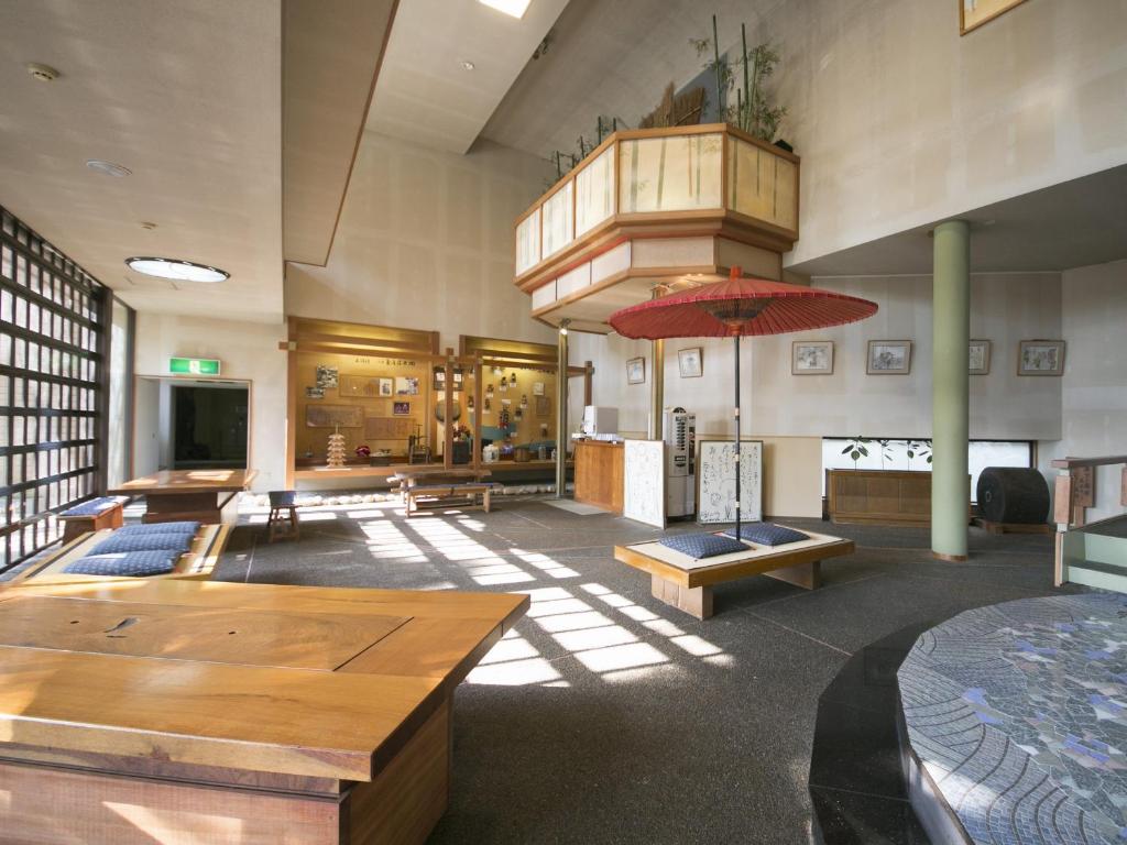 Hiranoya Lobby Interior