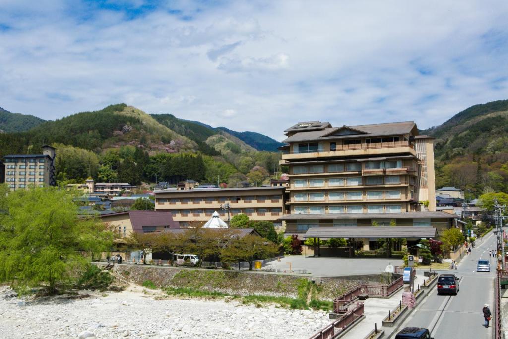 Hirugami Grand Hotel Tenshin Exterior View