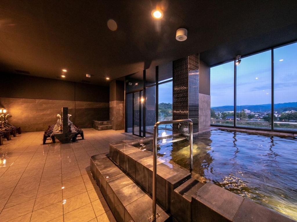 Hitoyoshi Onsen Nabeya Indoor Hot Spring