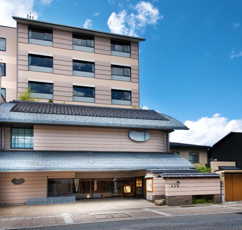 Honjin Hiranoya Kachoan Exterior