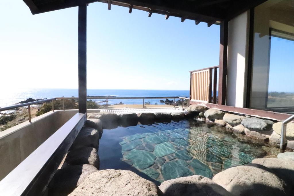 Hotel Azuma Open Air Onsen