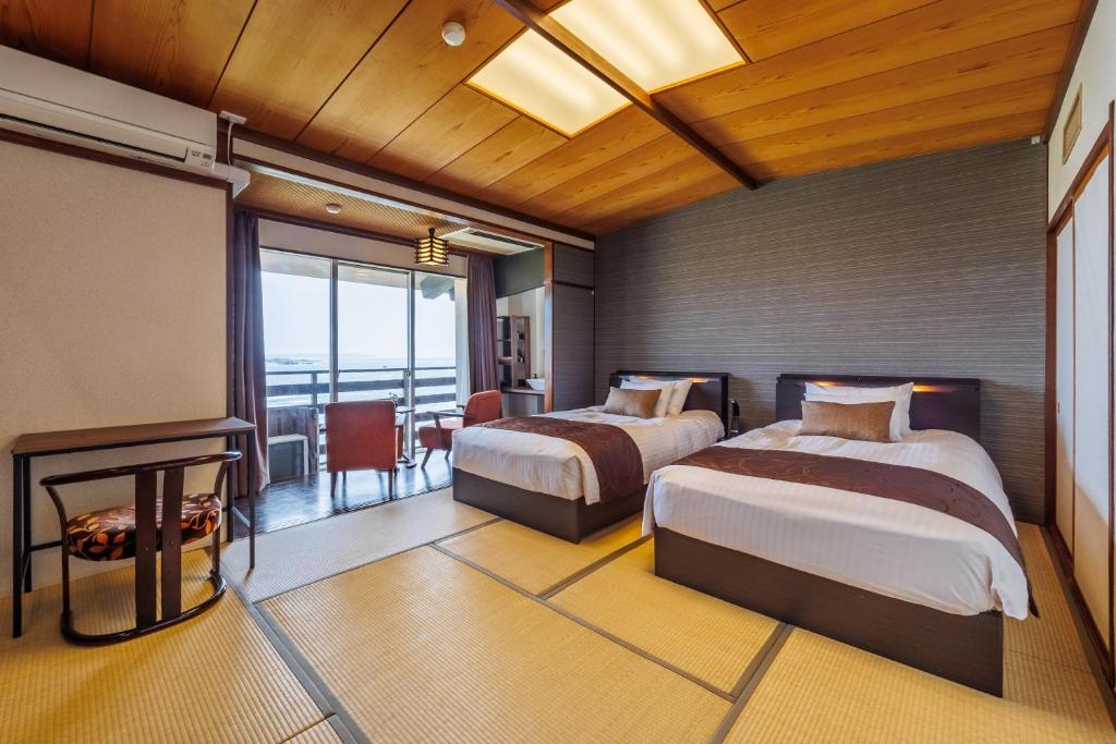 Hotel Azuma Tatami Room Beds