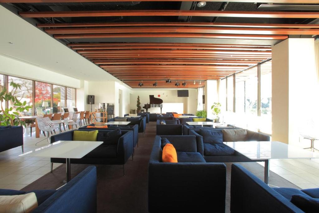 Hotel Fuji Modern Lounge