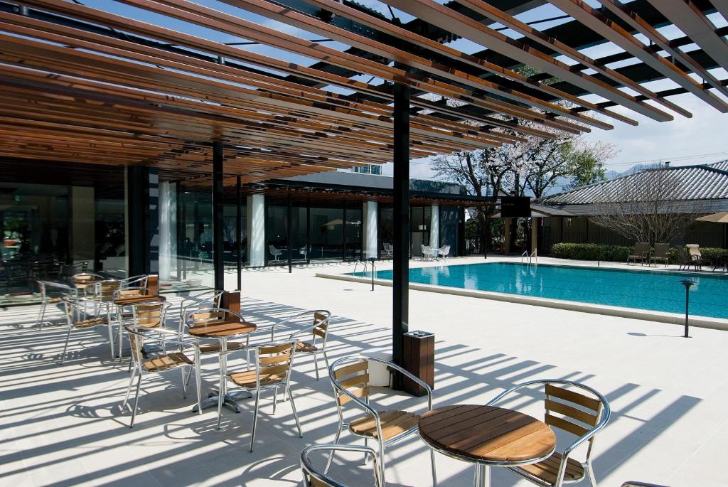 Hotel Fuji Outdoor Pool Area