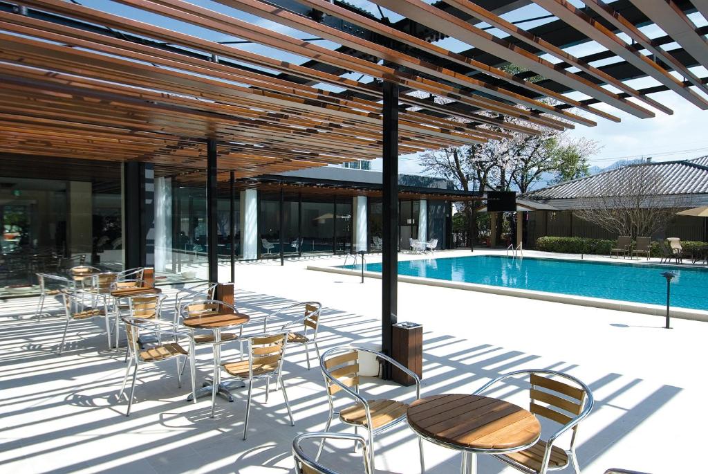 Hotel Fuji Poolside Dining Area