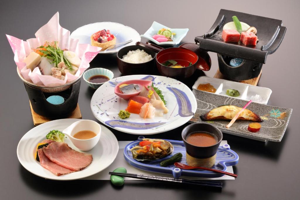 Hotel Futaba Kaiseki Meal