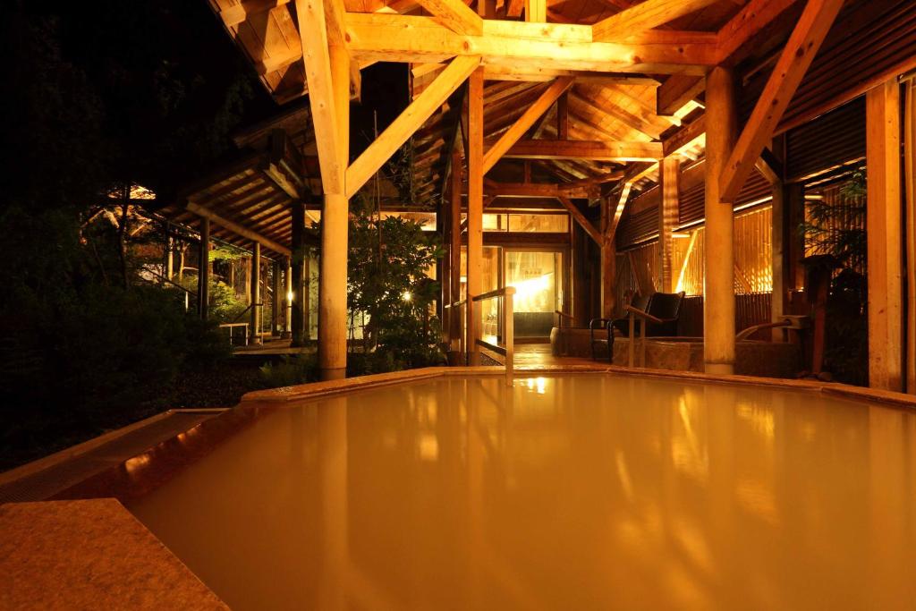 Hotel Futaba Outdoor Onsen