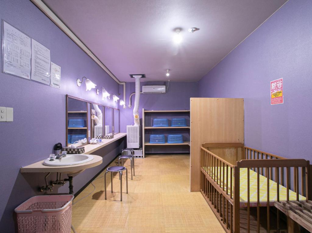 Hotel Hanagesiki Purple Dressing Room