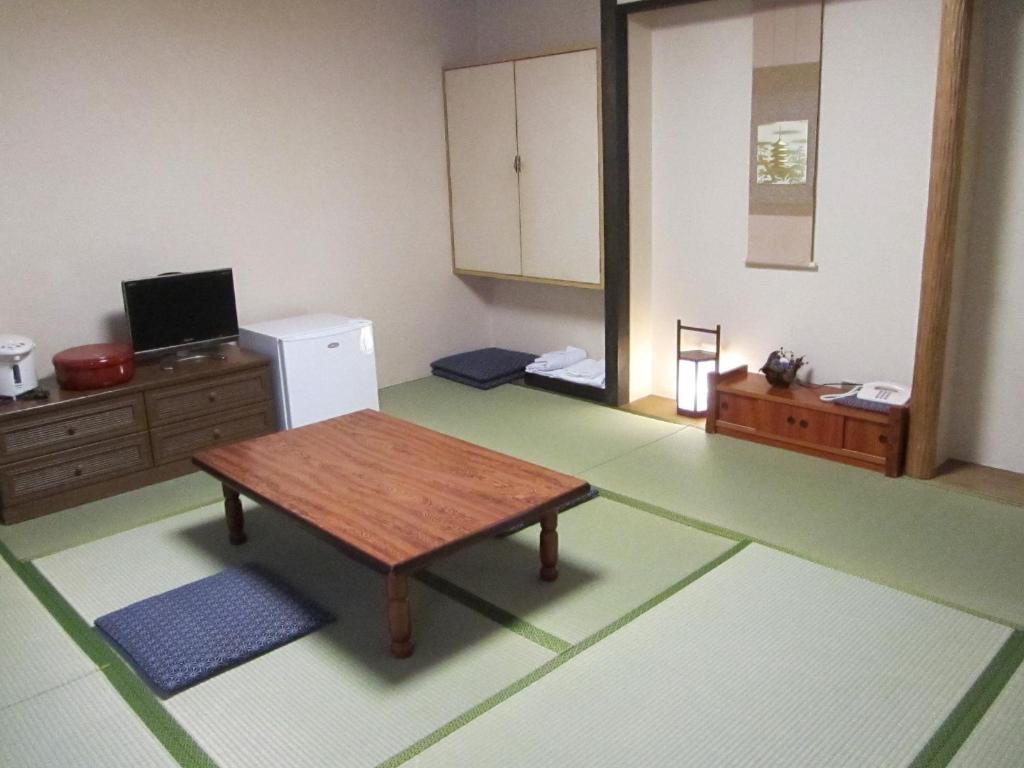 Hotel Hanakomichi Tatami Room