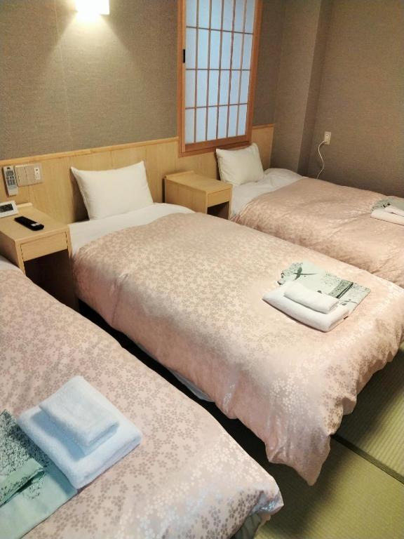 Hotel Hanakomichi Three Bed Room