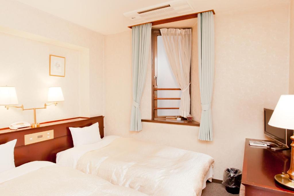 Hotel Hanakomichi Twin Room