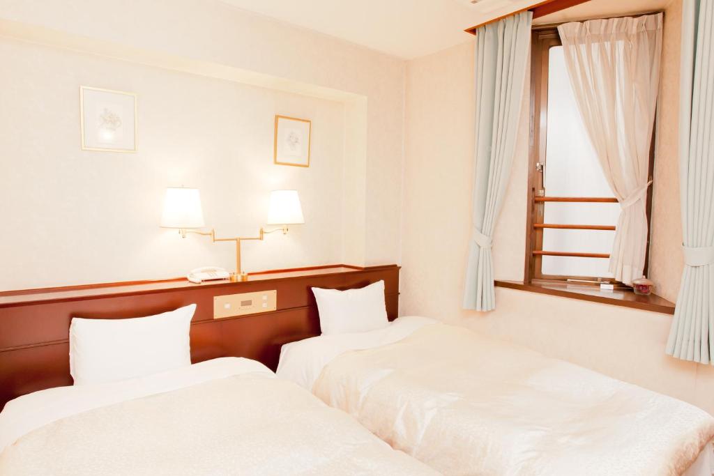 Hotel Hanakomichi Twin Room