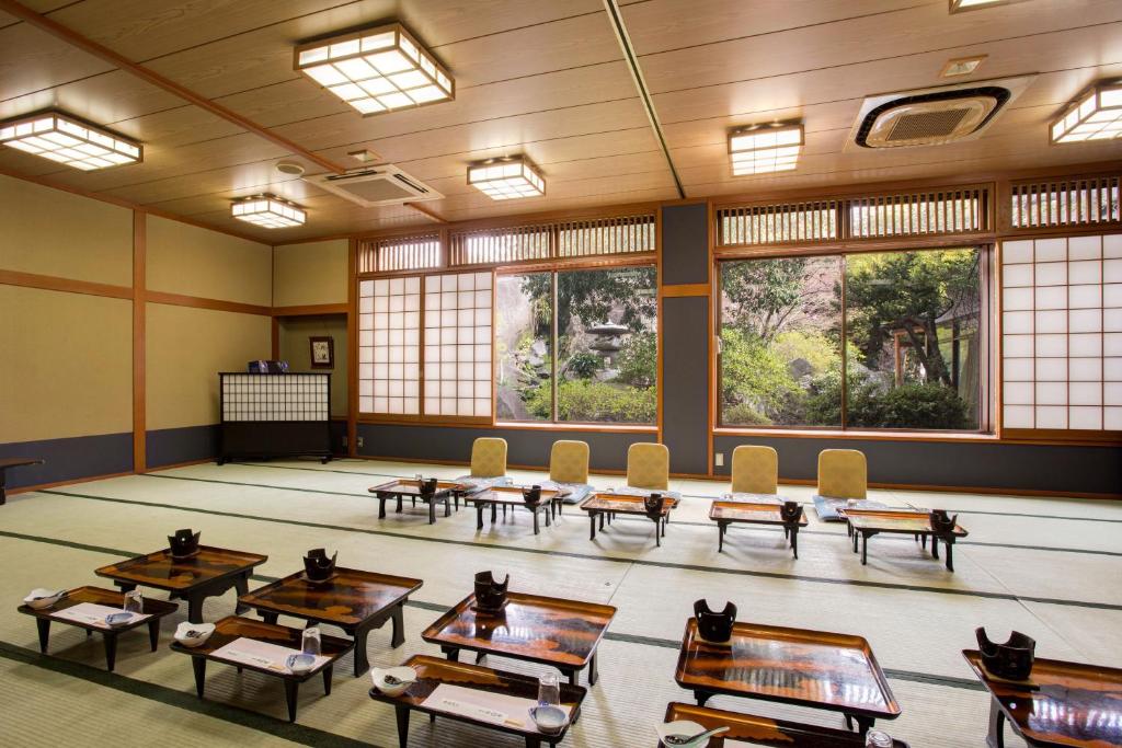 Hotel Heian Tatami Dining Room
