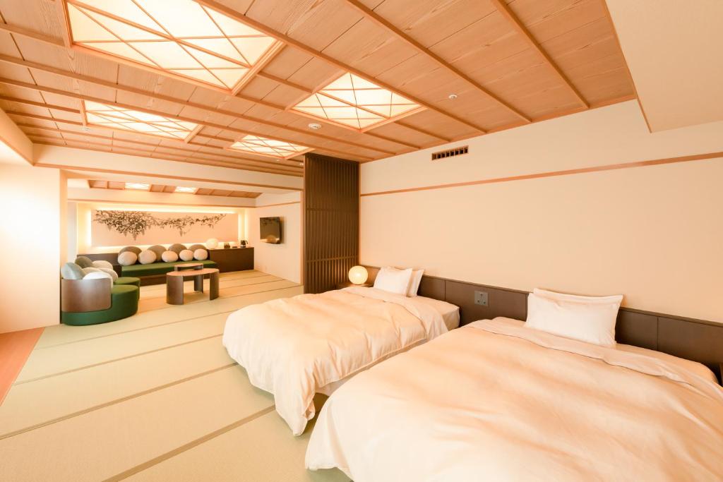 Hotel Kasugai Modern Tatami Room